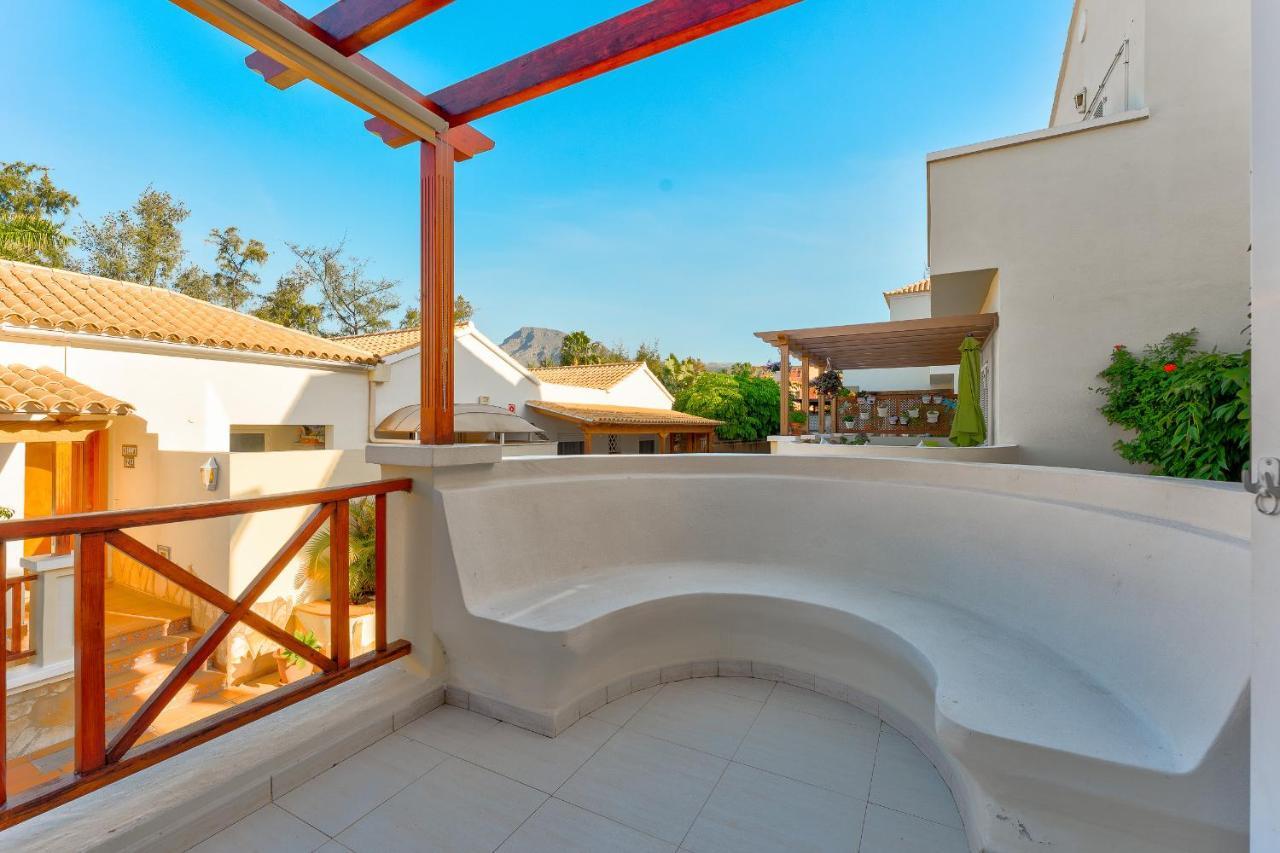 Chalet Playa De Las Americas Арона Екстериор снимка