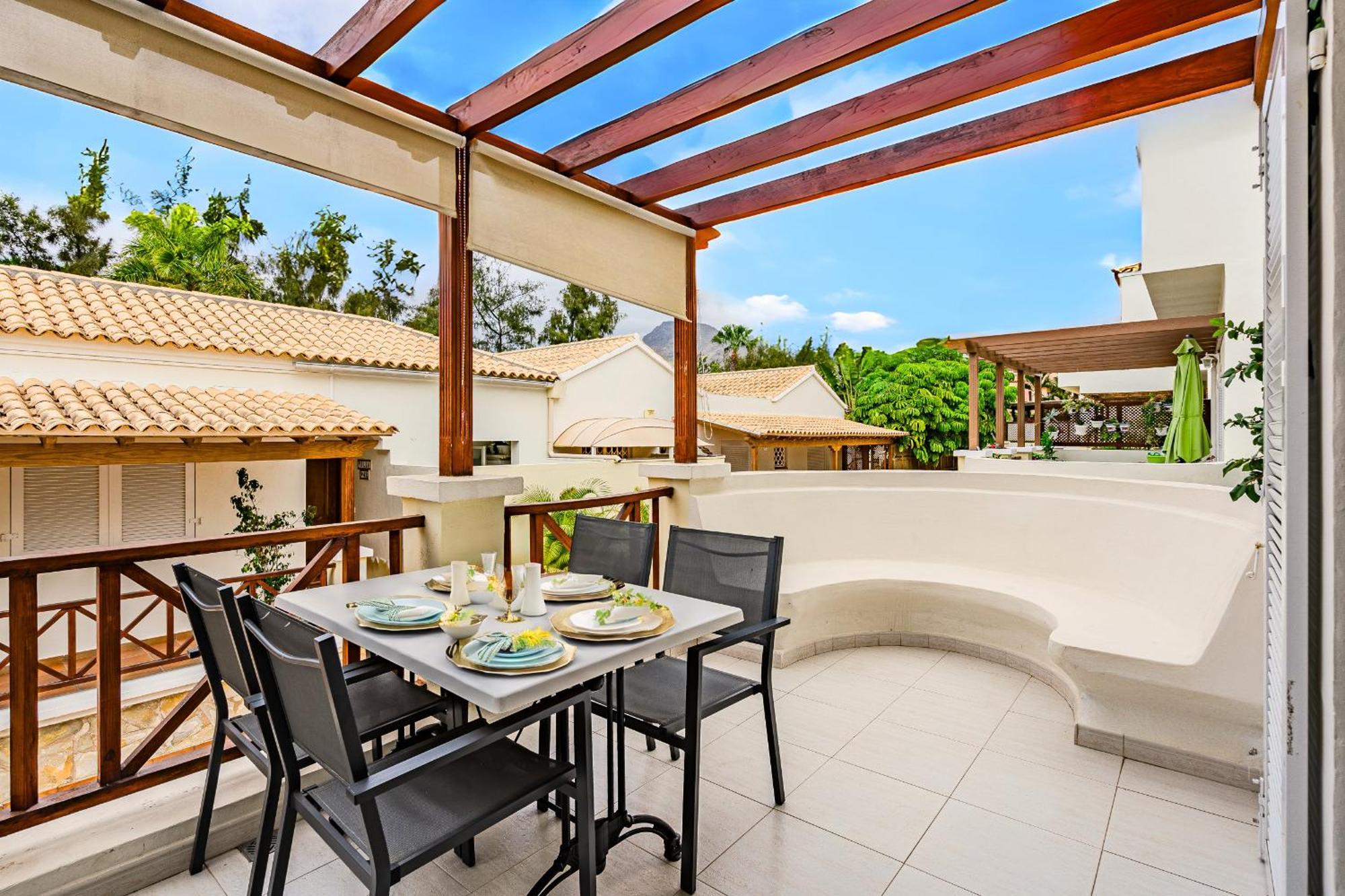 Chalet Playa De Las Americas Арона Екстериор снимка